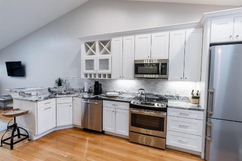 The Newport Lofts - 359 Thames Street - image 30