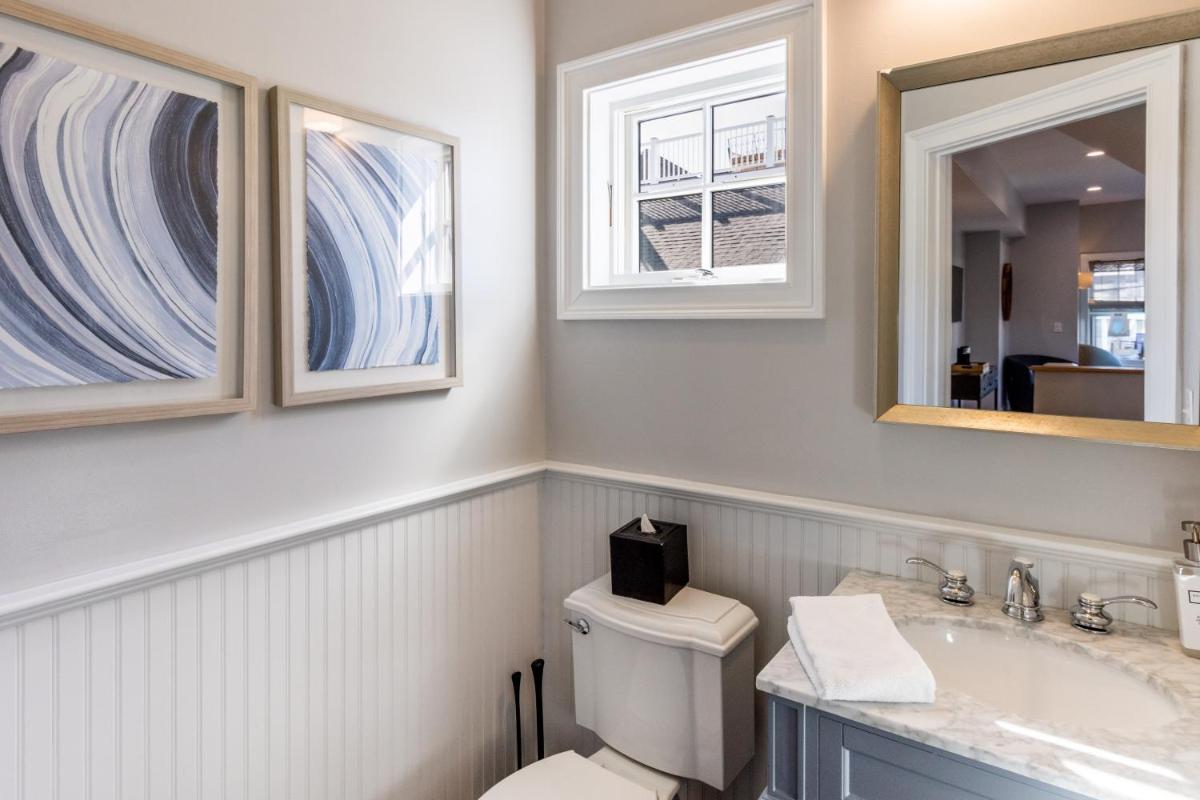 The Newport Lofts - 595 Thames Street - image 2