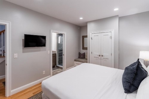 The Newport Lofts - 595 Thames Street - image 44