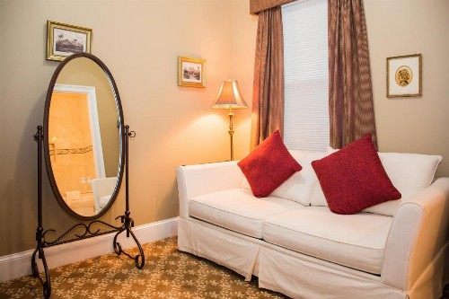 Almondy Inn Bed & Breakfast - image 31