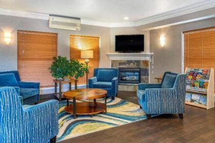 Elizabeth Oceanfront Suites Ascend Hotel Collection - image 7