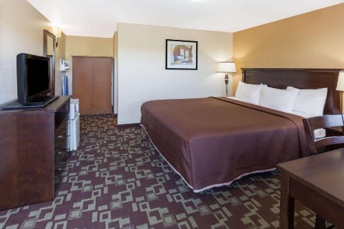 Travelodge by Wyndham Newport - image 24