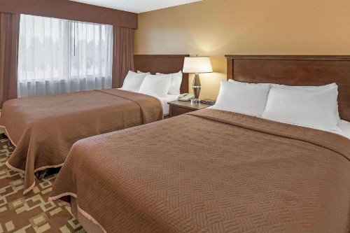 Travelodge by Wyndham Newport - image 25