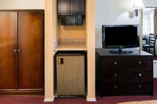 Days Inn by Wyndham Newport OR - image 21