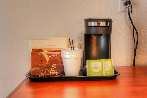 Newport Inn and Suites - image 21