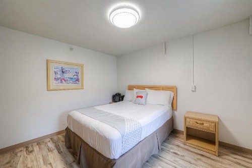 Newport Inn and Suites - image 22