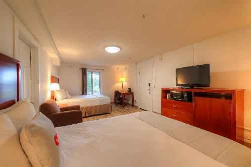 Newport Inn and Suites - image 31