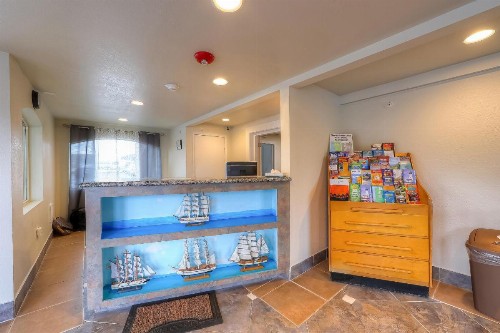 Newport Inn and Suites - image 34