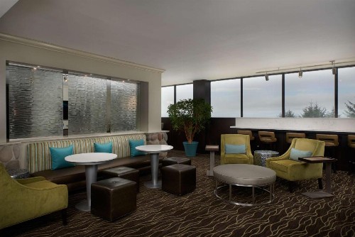 Best Western Plus Agate Beach Inn - image 11