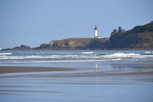 Best Western Plus Agate Beach Inn - image 20