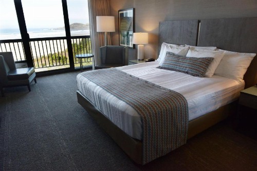 Best Western Plus Agate Beach Inn - image 6