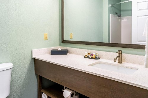 La Quinta by Wyndham Newport - image 15