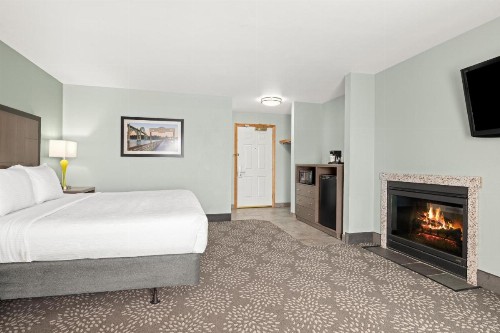 La Quinta by Wyndham Newport - image 19