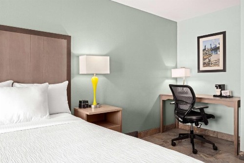 La Quinta by Wyndham Newport - image 22