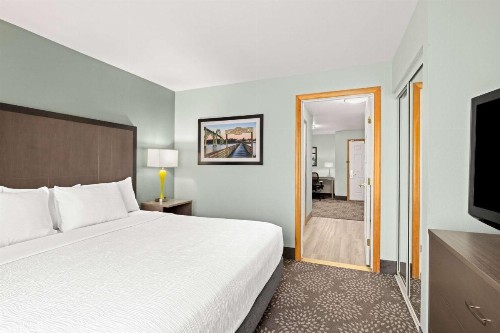 La Quinta by Wyndham Newport - image 24