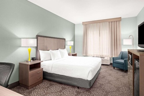 La Quinta by Wyndham Newport - image 29