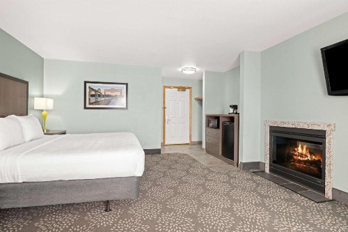 La Quinta by Wyndham Newport - image 32