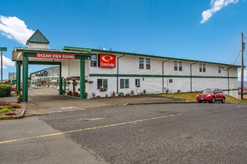 Econo Lodge Newport - image 10