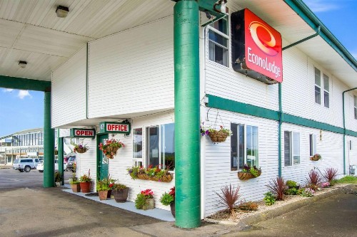 Econo Lodge Newport - image 16