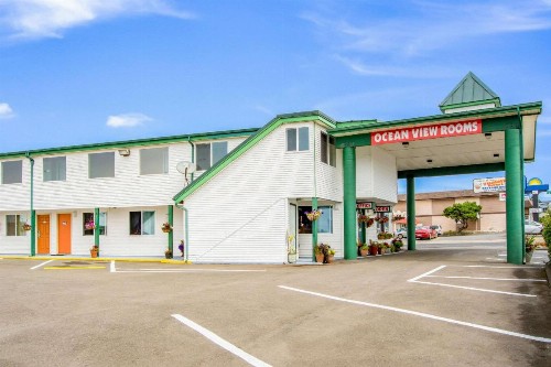 Econo Lodge Newport - image 18