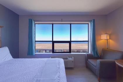 OYO Waves Hotel Newport OR - NYE Beach - image 4