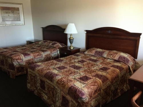 Summer Wind Budget Motel - image 9