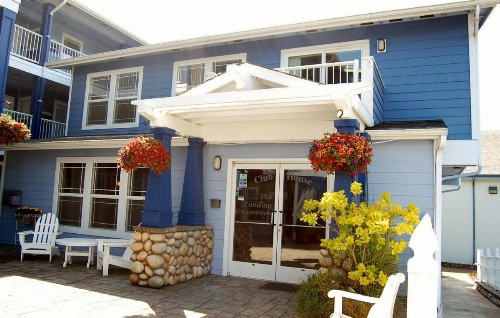 The Landing at Newport Condominium Hotel - image 11