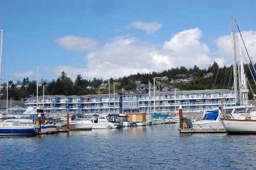 The Landing at Newport Condominium Hotel - image 3