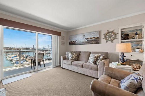 The Landing at Newport Condominium Hotel - image 35