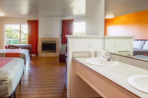 Motel 6-Newport OR - image 37