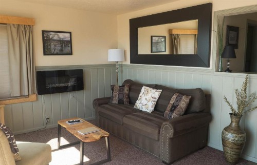 Agate Beach Motel - image 43