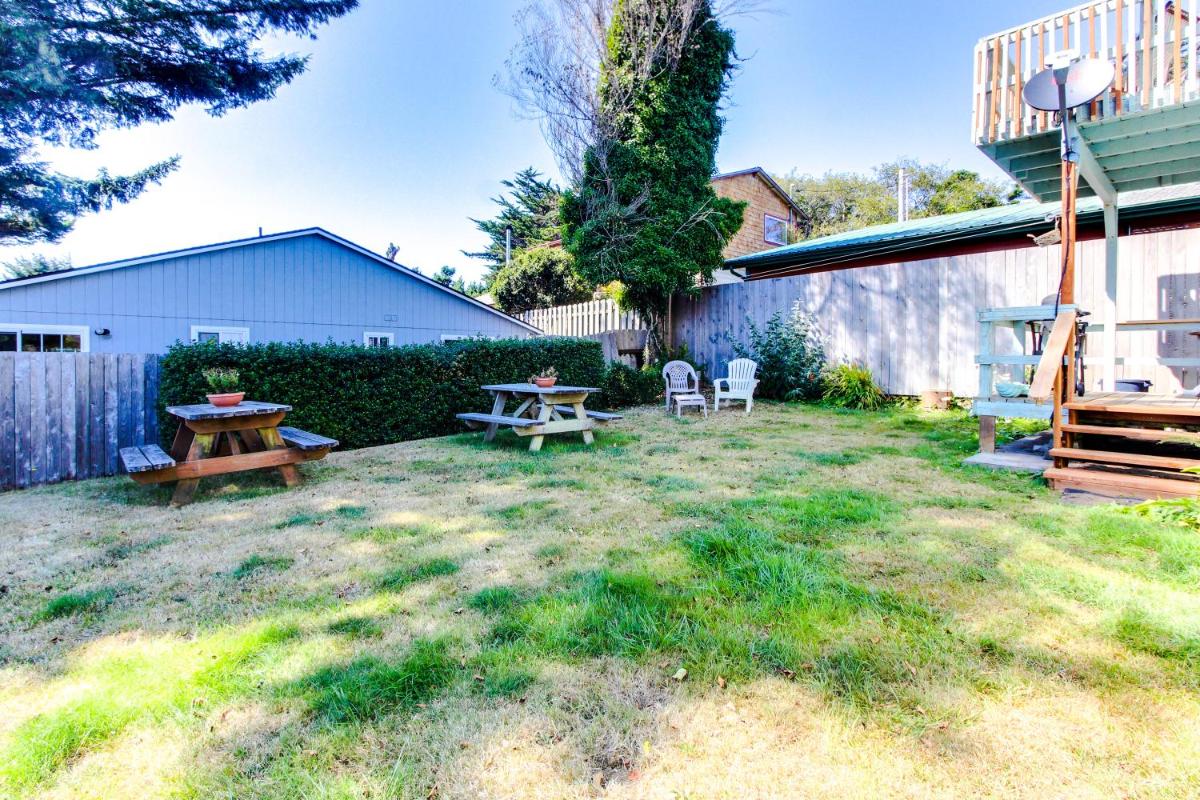 Nye Beach Bungalow - image 6