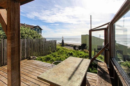The Pearl of Nye Beach - image 10