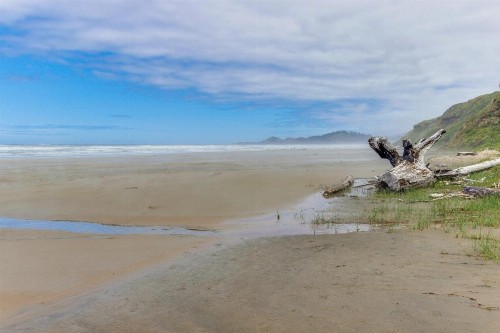 Beach Retreat -- Lower Retreat - image 12