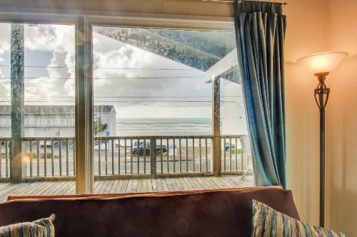 Beach Retreat -- Upper Retreat - image 11