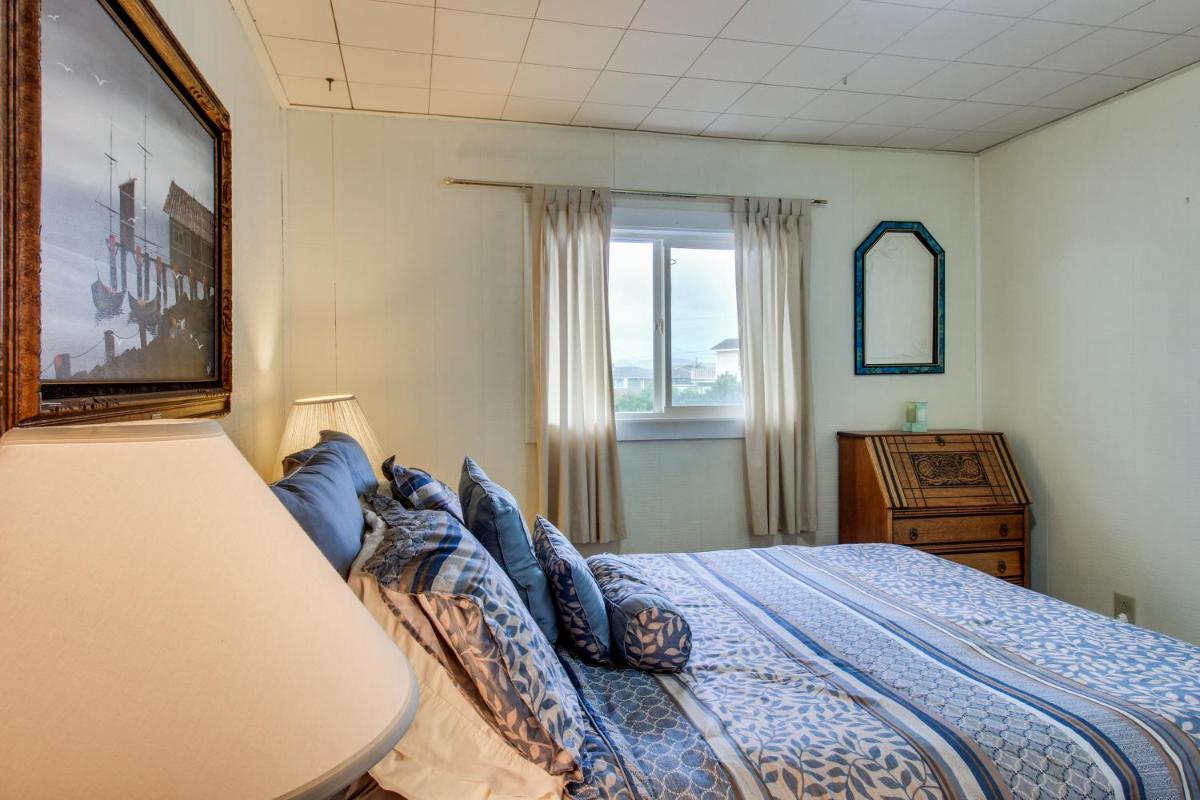 Beach Retreat -- Upper Retreat - image 6
