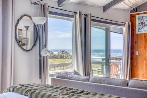 Moolack Shores Inn - image 32