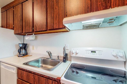 Yaquina Bay Getaway - image 7
