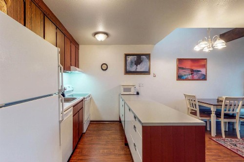 Yaquina Bay Getaway - image 9