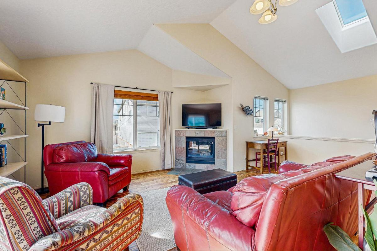 High Street Retreat - image 6