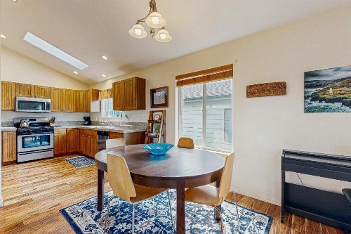 High Street Retreat - image 7