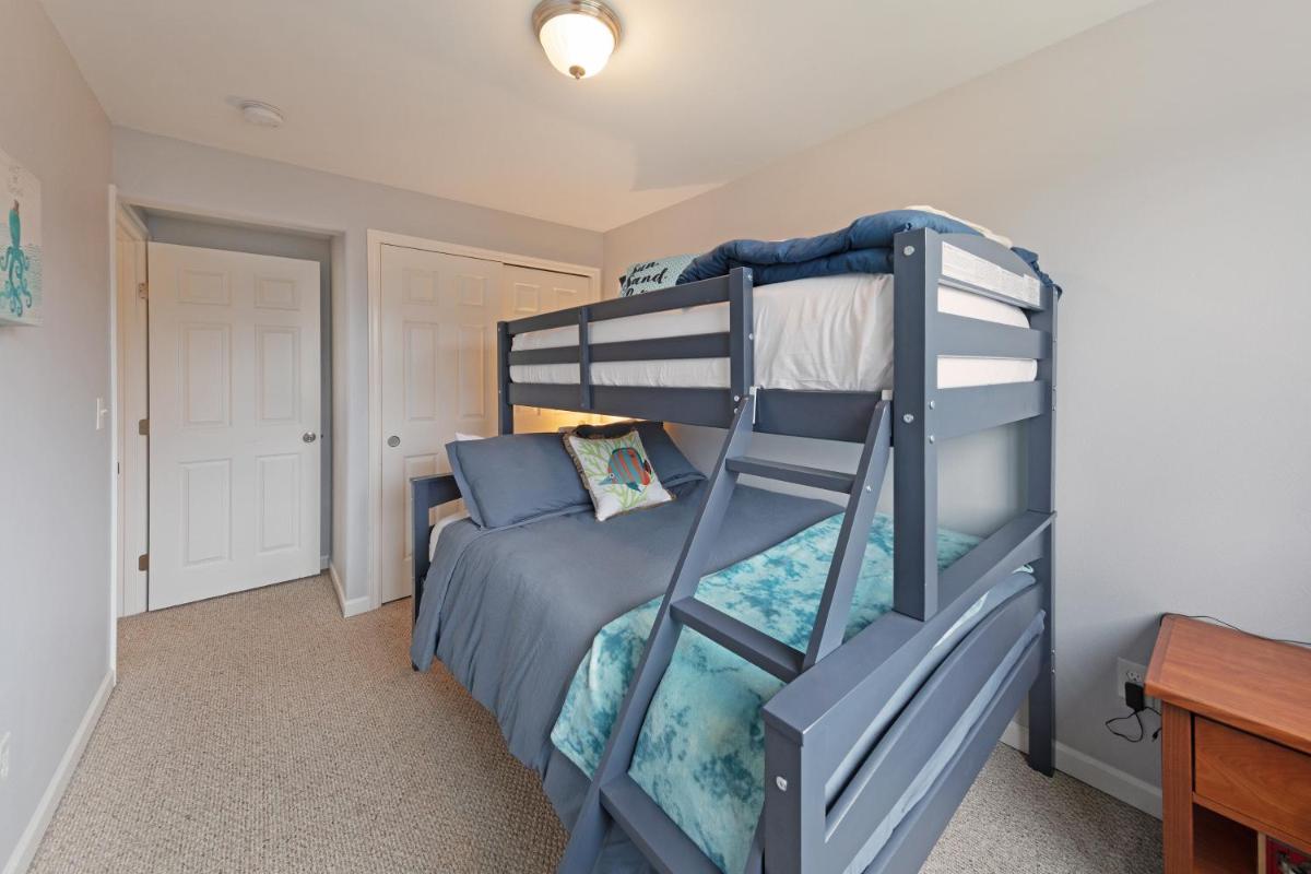 3 Bed 2 Bath Vacation home in Newport - image 6