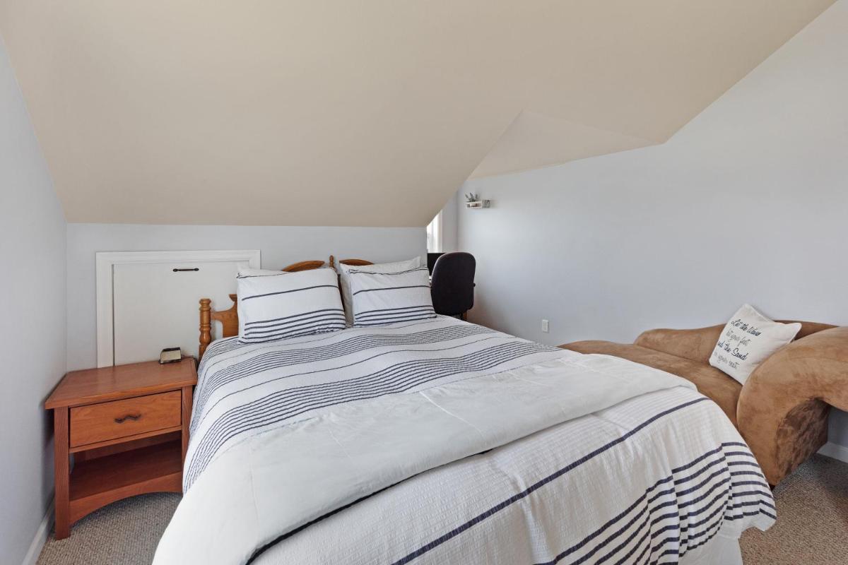 3 Bed 2 Bath Vacation home in Newport - image 7