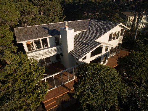 Gene's Coastal Escape - image 6