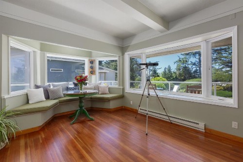 Ocean House - image 21