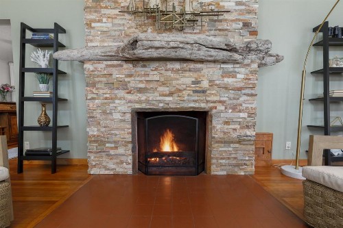 Ocean House - image 6