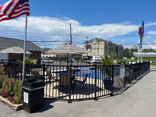 Moonlite Motel - image 20