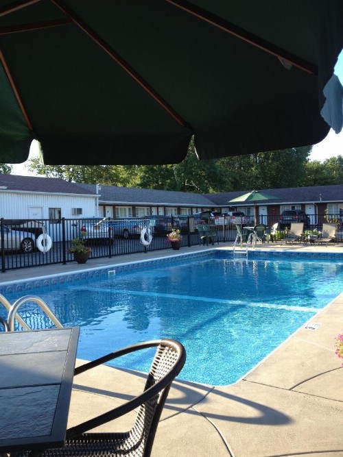 Moonlite Motel - image 43
