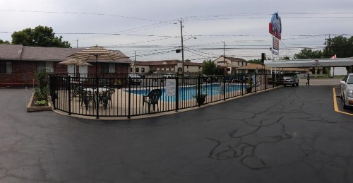 Moonlite Motel - image 44