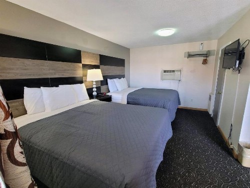 Budget Host Inn Niagara Falls - image 4